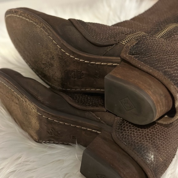 BLACK FRIYAY!!Donald  Pliner, knee-high, genuine snake skin Brown worn with love - Picture 5 of 12